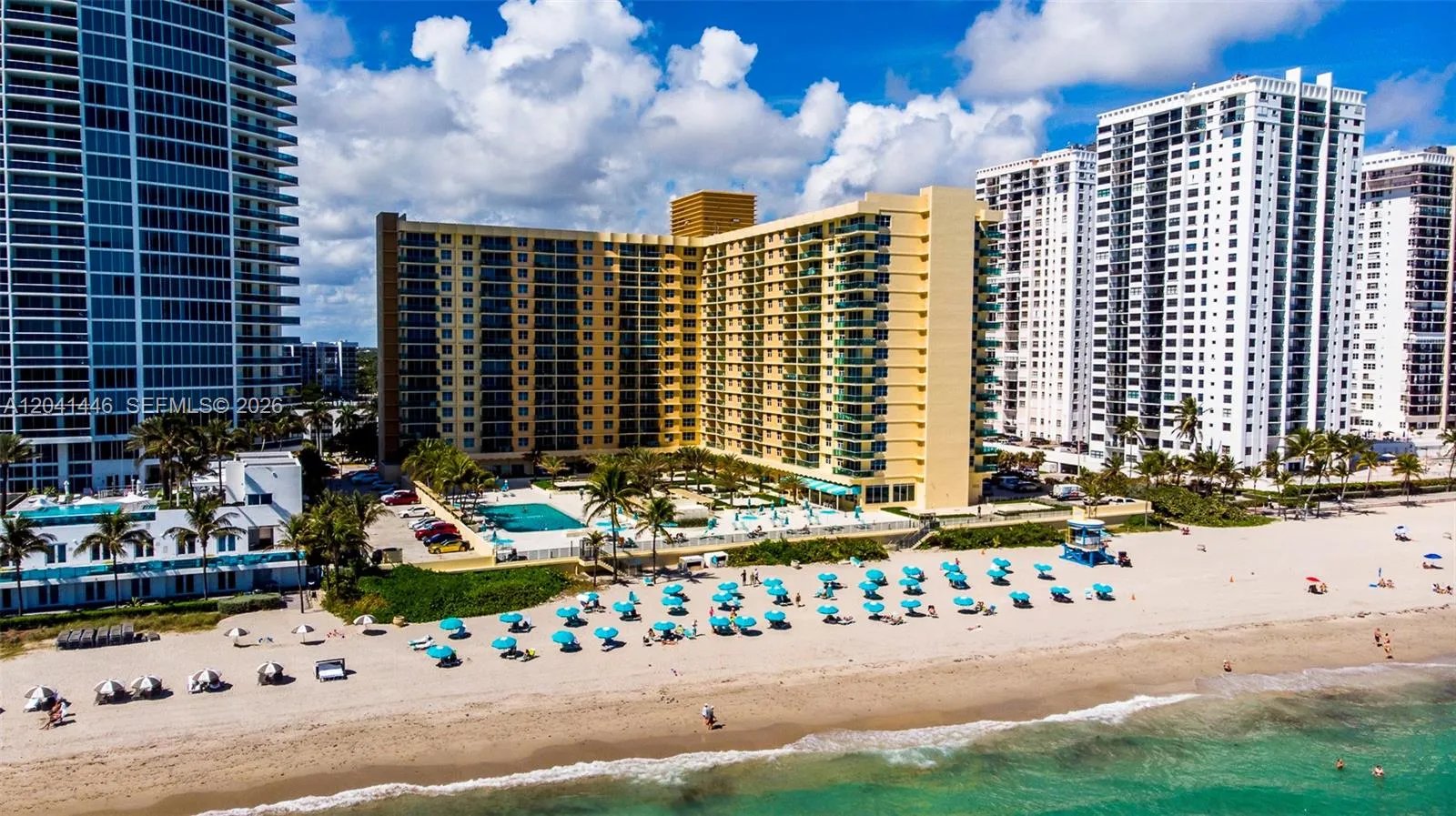 Foto de propiedad en 2501 S Ocean Drive 327, Hollywood, FL 33019 Hollywood con MLS# 