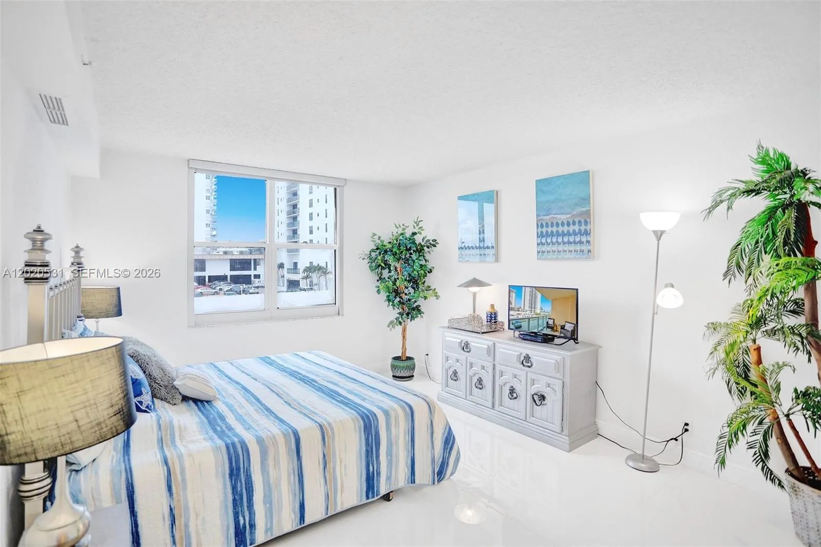 En Renta 2501 S Ocean Drive 339 (Available Oct 19), Hollywood, FL 33019, Hollywood, FL 33019