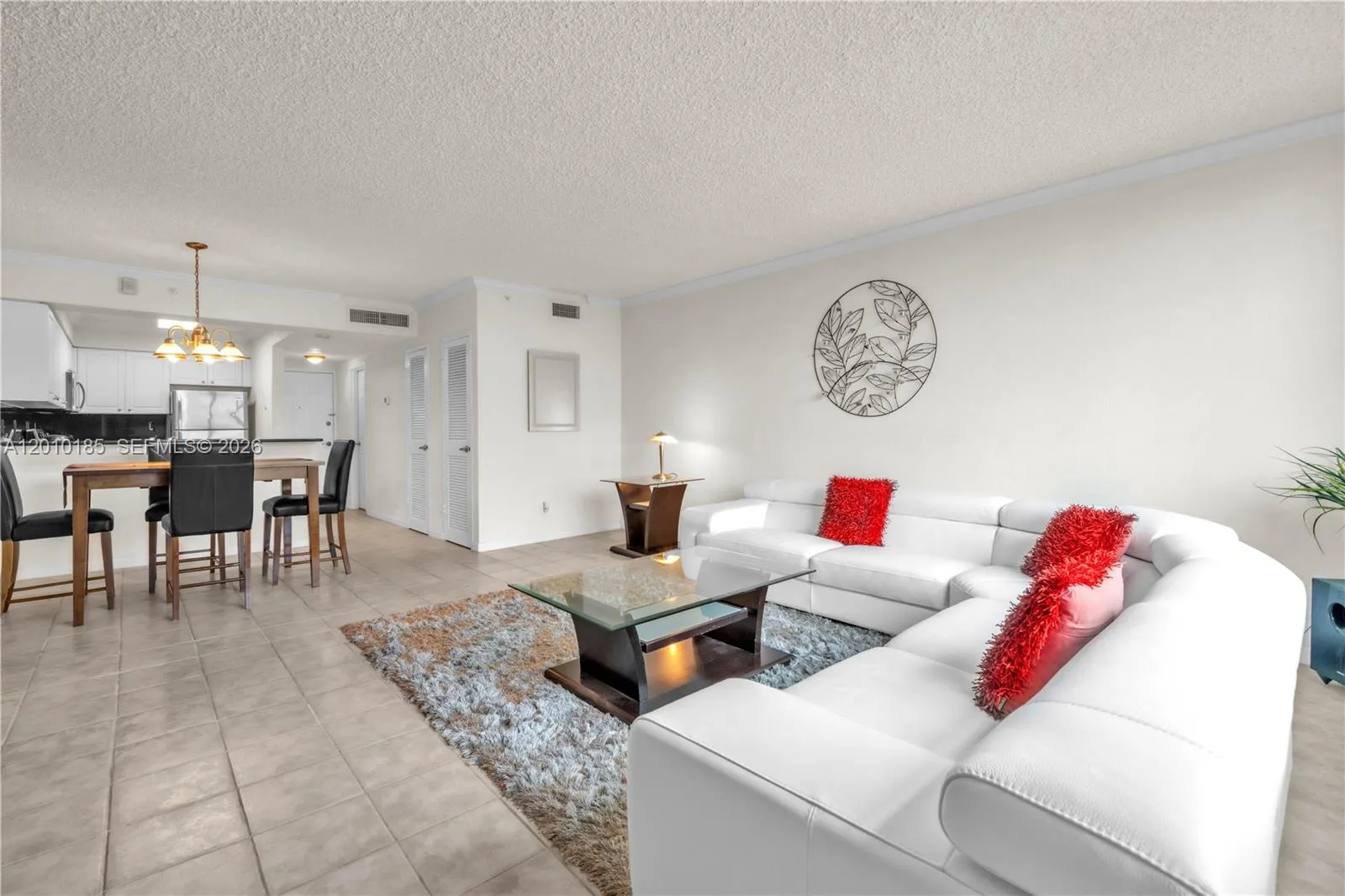 Foto de propiedad en 2501 S Ocean Drive 727(Available Nov 01), Hollywood, FL 33019 Hollywood con MLS#