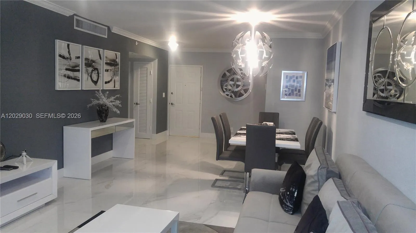 Foto de propiedad en 2501 S Ocean Drive L04, Hollywood, FL 33019 Hollywood con MLS#