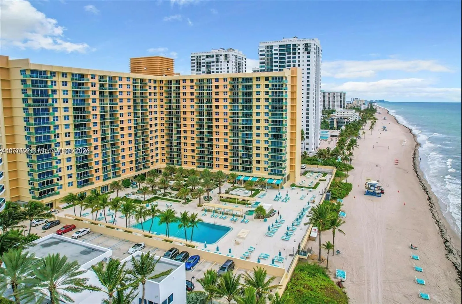 Foto de propiedad en 2501 S Ocean Drive PH32, Hollywood, FL 33019 Hollywood con MLS# 