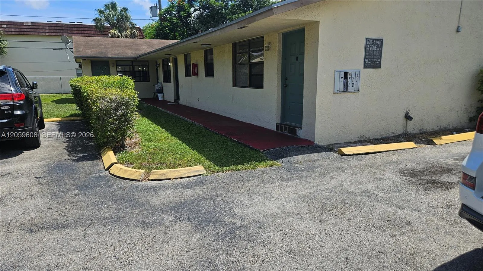 Foto de propiedad en 2508 E Johnson Street 7, Hollywood, FL 33020 Hollywood con MLS# 