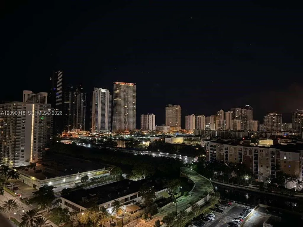 En Venta 251 174th Street 1712, Sunny Isles Beach, FL 33160, Sunny Isles Beach, FL 33160