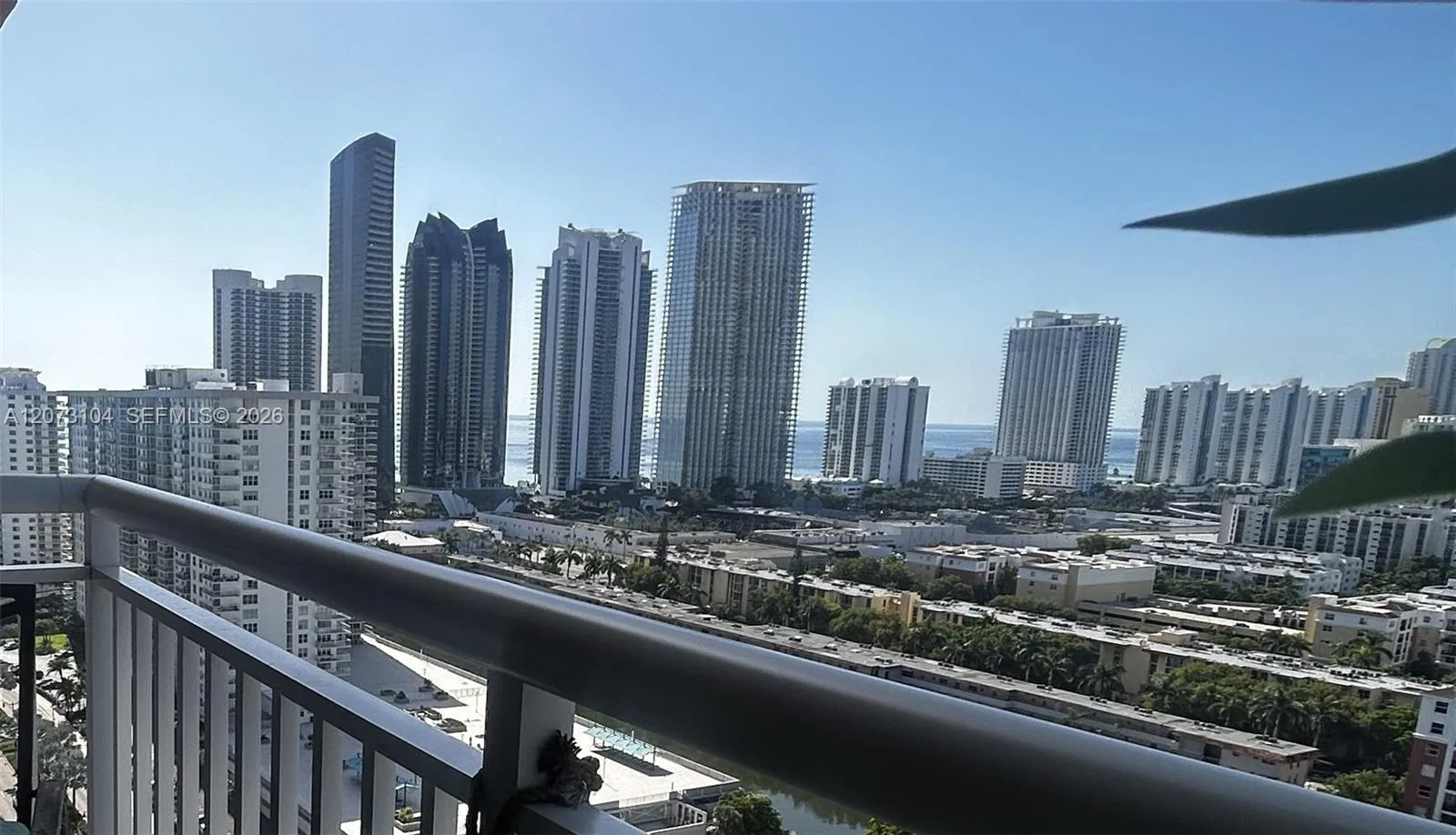 Foto de propiedad en 251 174th Street 2315, Sunny Isles Beach, FL 33160 Sunny Isles Beach con MLS# 