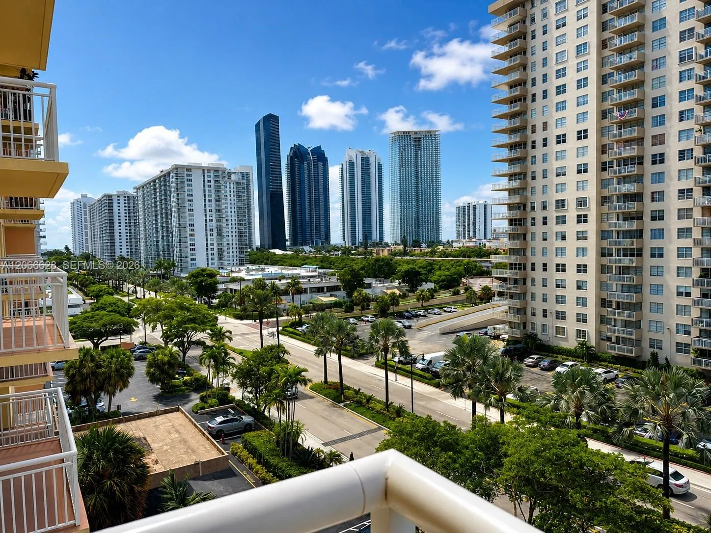 Foto de propiedad en 251 174th Street 706, Sunny Isles Beach, FL 33160 Sunny Isles Beach con MLS# 