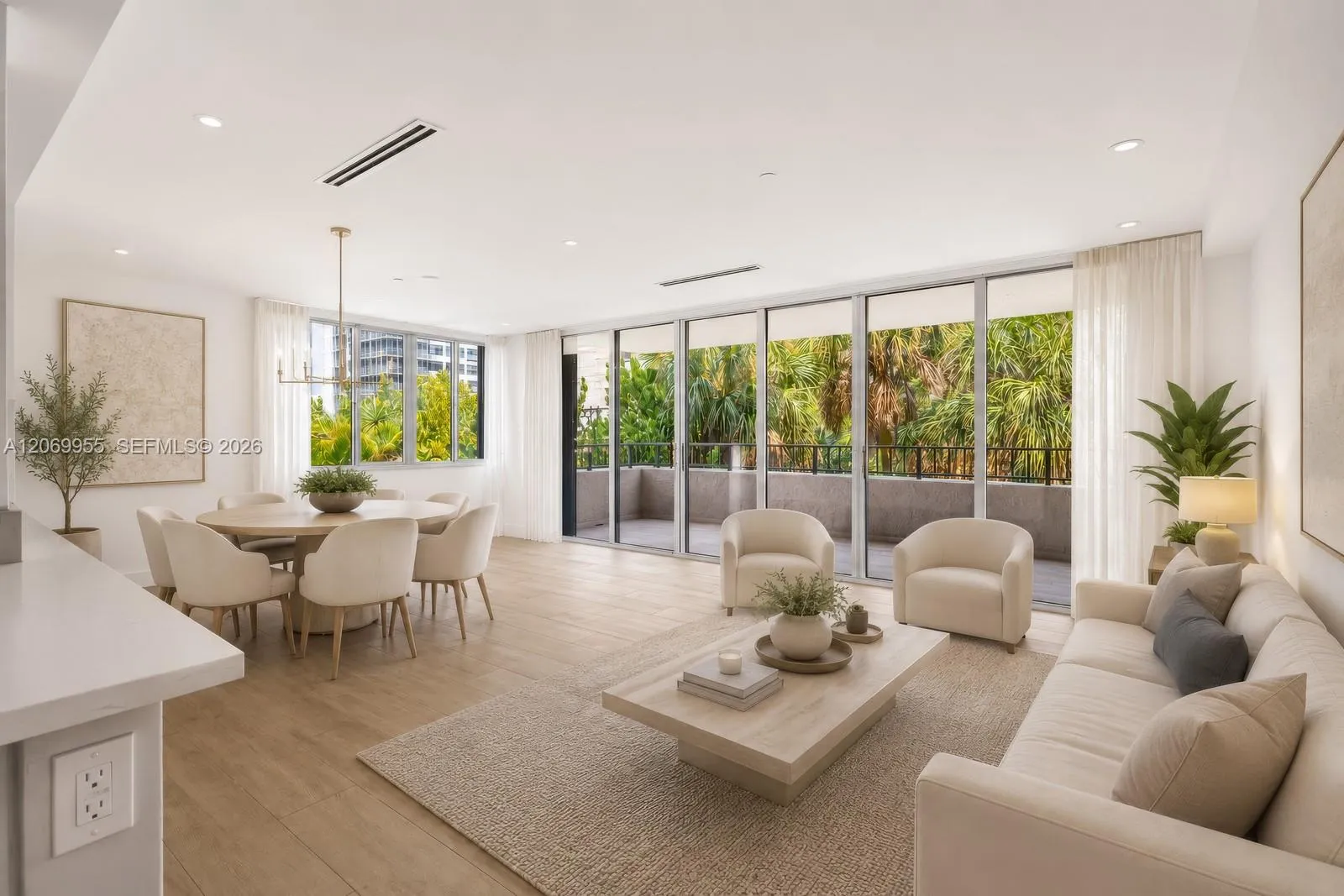 Foto de propiedad en 251 Crandon Boulevard 210, Key Biscayne, FL 33149 Key Biscayne con MLS# 