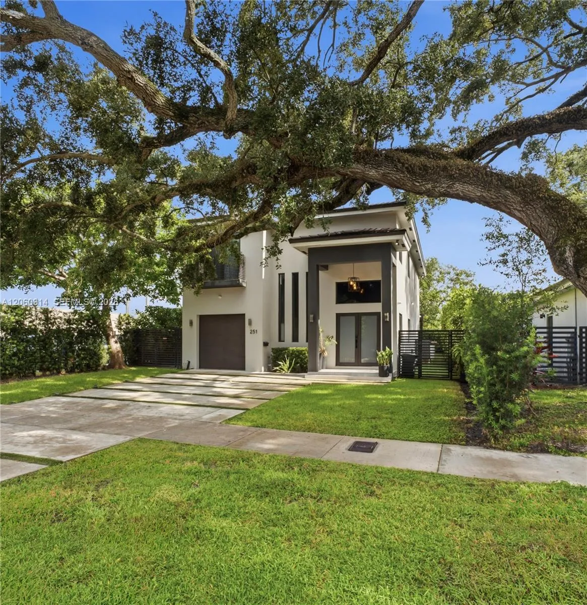 Foto de propiedad en 251 NE 95th Street, Miami Shores, FL 33138 Miami Shores con MLS# 