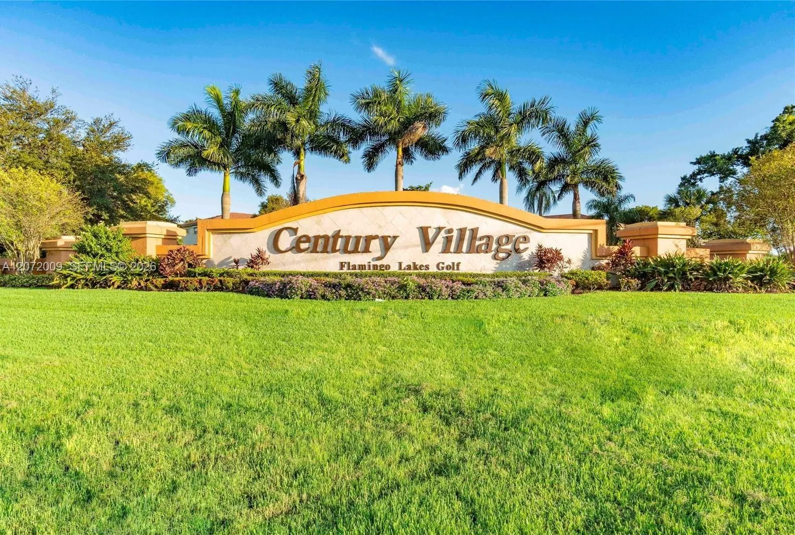 Foto de propiedad en 251 SW 132nd Way 208H, Pembroke Pines, FL 33027 Pembroke Pines con MLS# 