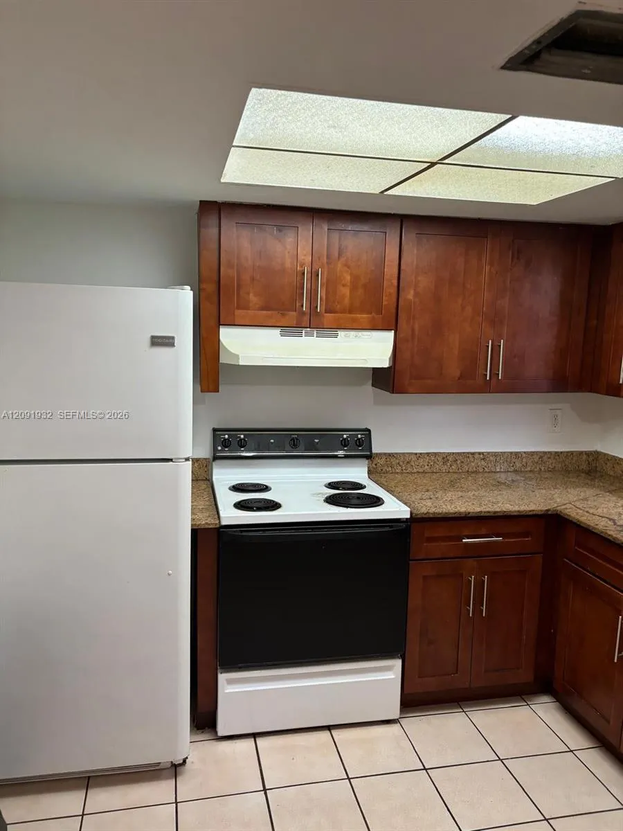 En Renta 2510 NW 52nd Avenue 22A, Lauderhill, FL 33313, Lauderhill, FL 33313