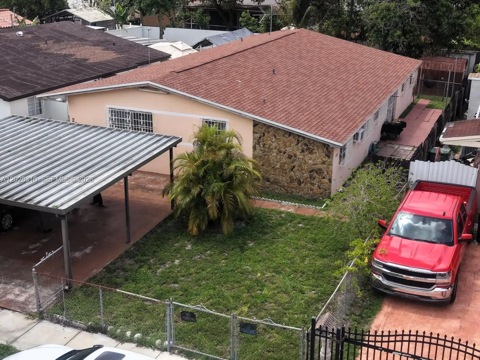 Vendido 252 E 37th Street, Hialeah, FL 33013, Hialeah, FL 33013