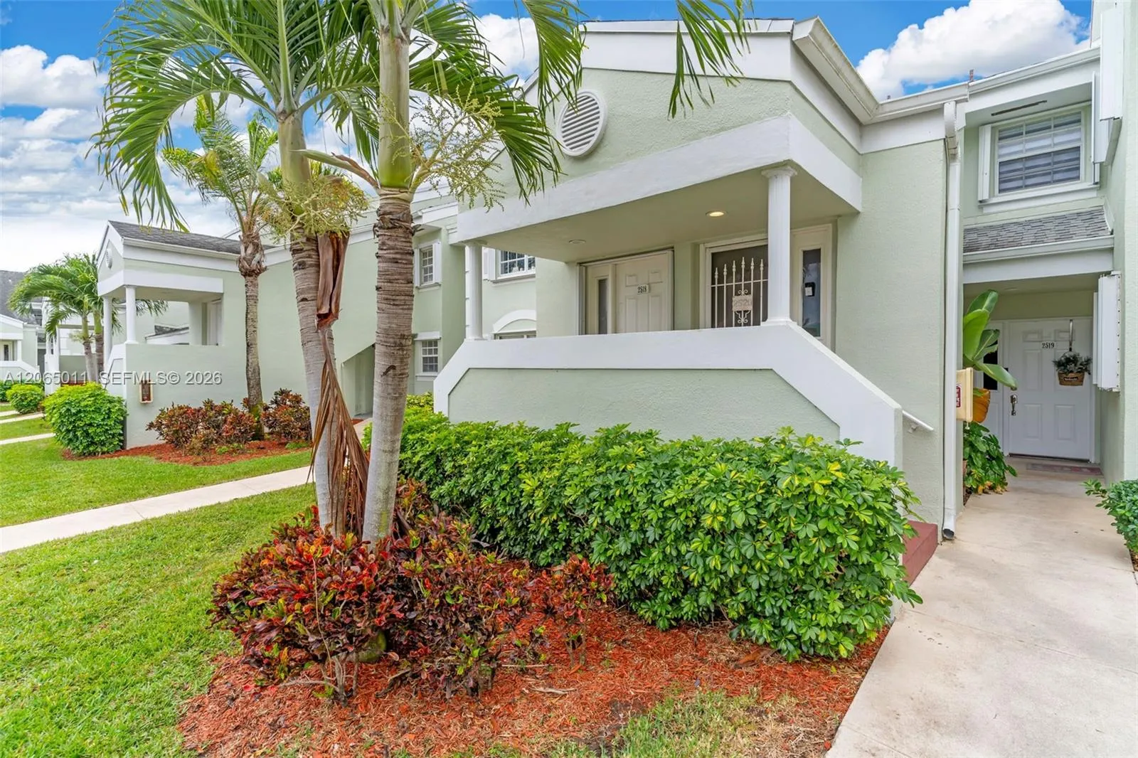 Foto de propiedad en 2520 SE 20th Place 204-B, Homestead, FL 33035 Homestead con MLS# 