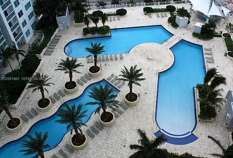 Foto de propiedad en 253 NE 2nd Street 1402, Miami, FL 33132 Miami con MLS# 