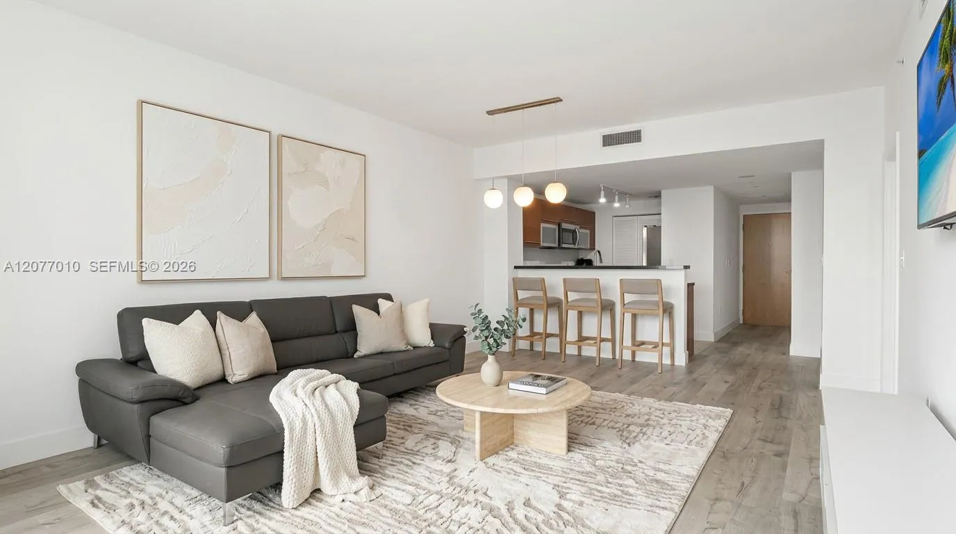 En Venta 253 NE 2nd Street 2104, Miami, FL 33132, Miami, FL 33132