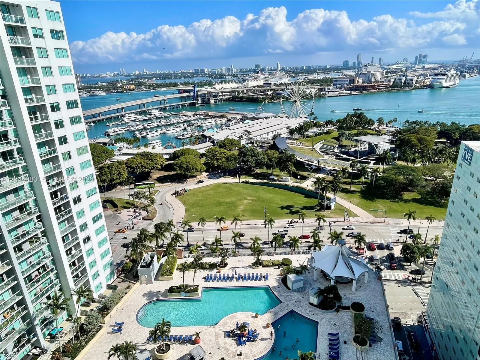 Foto de propiedad en 253 NE 2nd Street 2409, Miami, FL 33132 Miami con MLS#