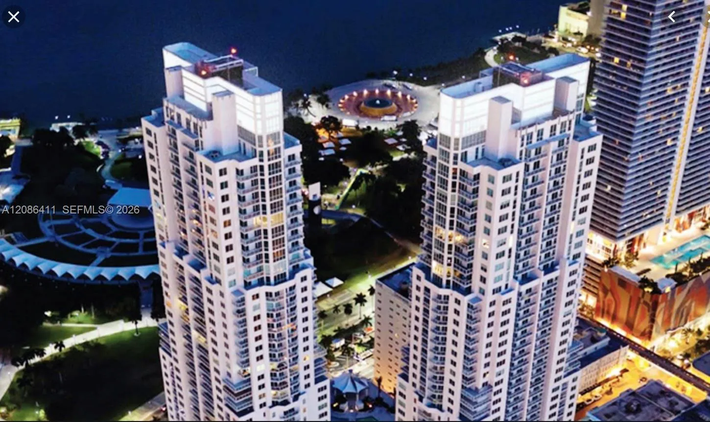 Foto de propiedad en 253 NE 2nd Street 2702, Miami, FL 33132 Miami con MLS#