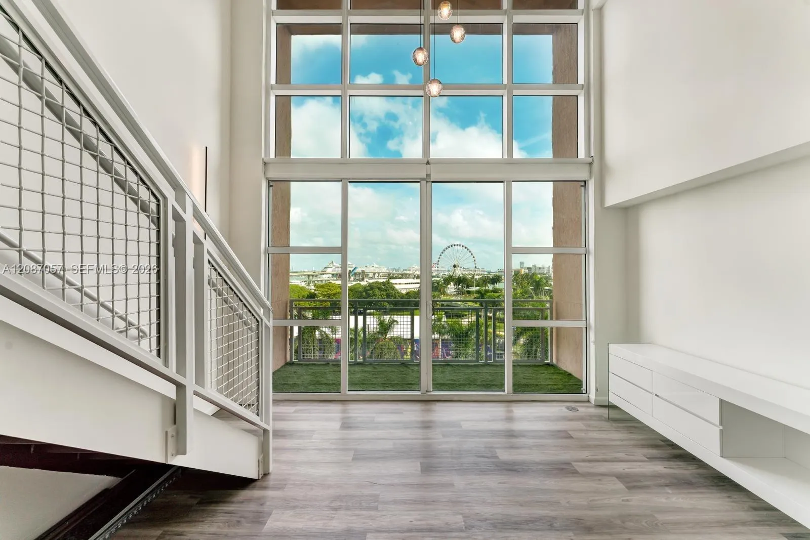 En Venta 253 NE 2nd Street 630, Miami, FL 33132, Miami, FL 33132