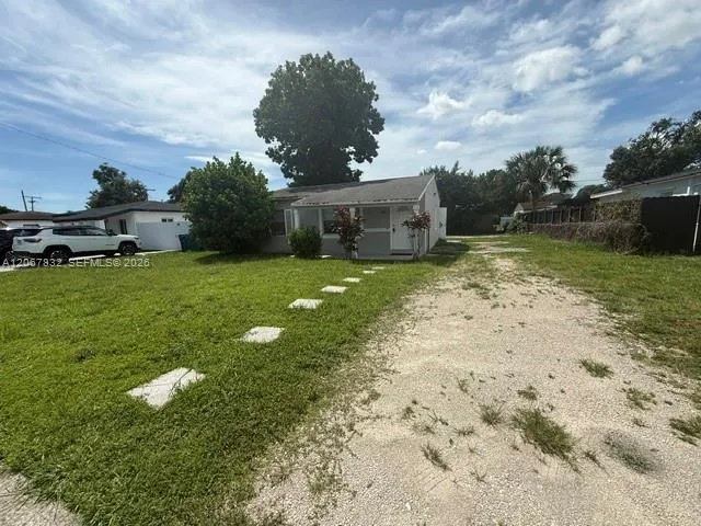 En Renta 2540 NW 155st 2540, Miami Gardens, FL 33054, Miami Gardens, FL 33054