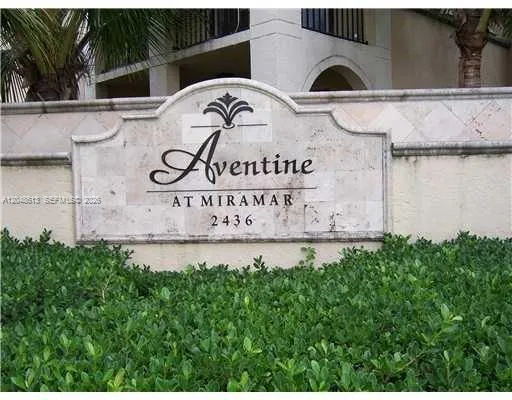 Foto de propiedad en 2541 Centergate Drive 101, Miramar, FL 33025 Miramar con MLS# 