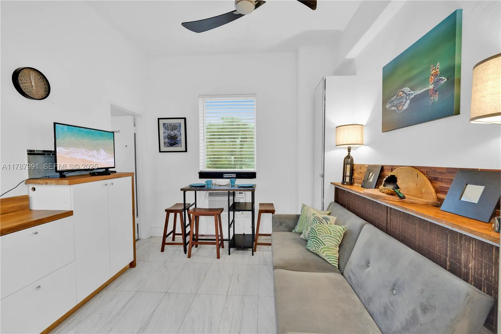 Foto de propiedad en 255 W 24th Street 136, Miami Beach, FL 33140 Miami Beach con MLS# 