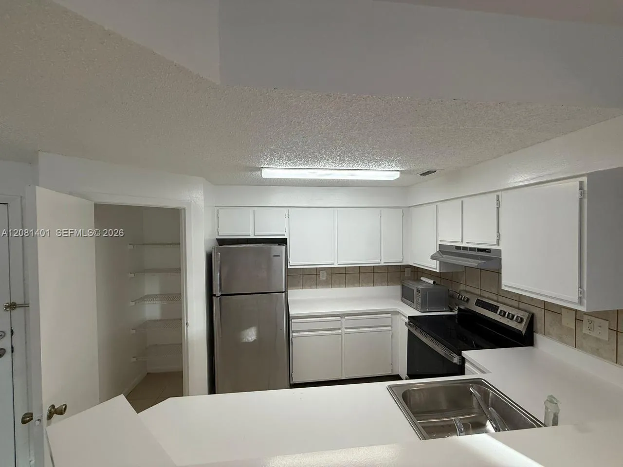 Alquilada 2550 SW 18th Terrace 1807, Fort Lauderdale, FL 33315, Fort Lauderdale, FL 33315