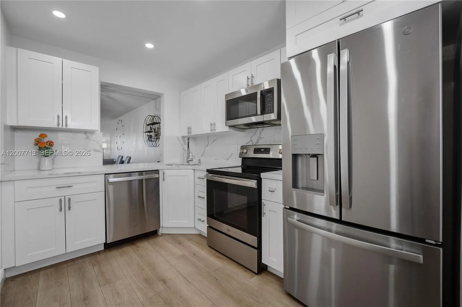 Foto de propiedad en 2551 Aragon Boulevard 411, Sunrise, FL 33322 Sunrise con MLS# 