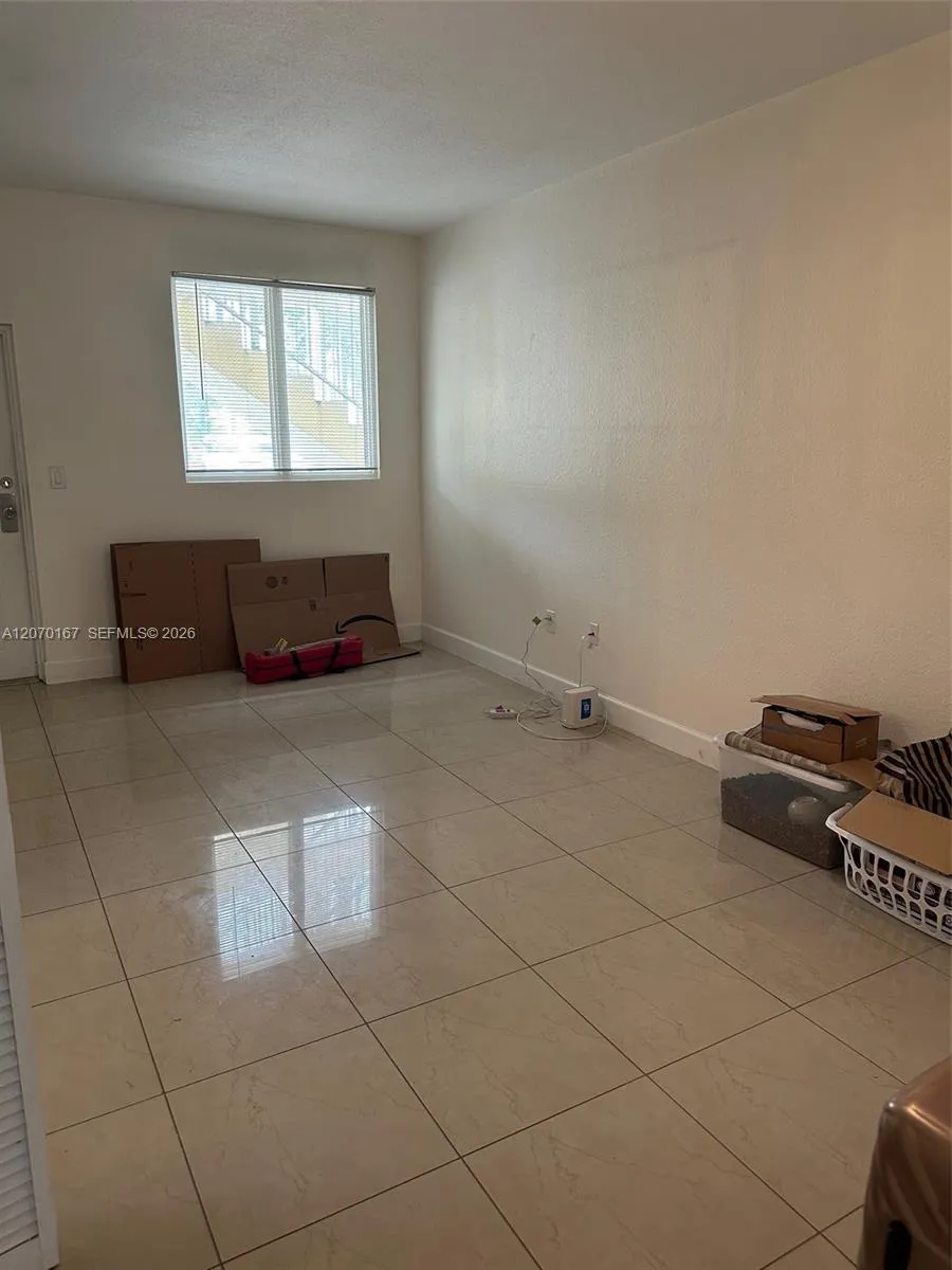 Foto de propiedad en 2551 SE 16th Terrace 103, Homestead, FL 33035 Homestead con MLS# 