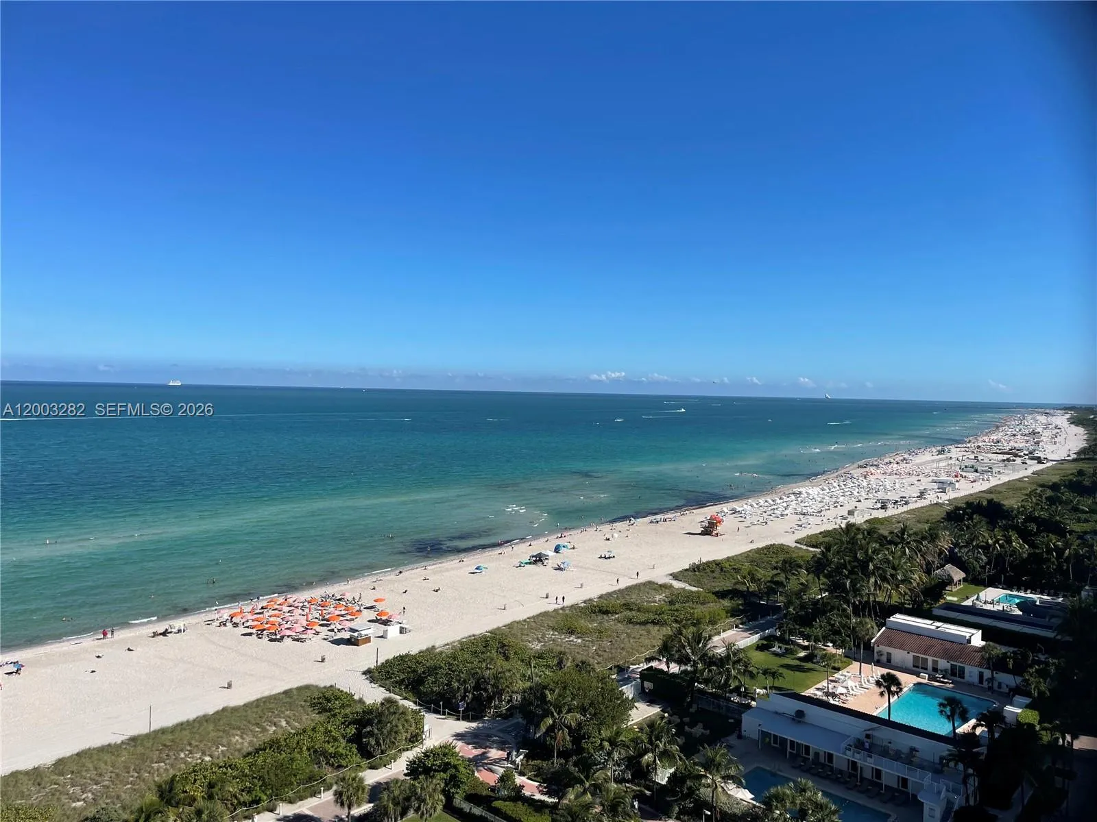 Foto de propiedad en 2555 Collins Avenue 1805, Miami Beach, FL 33140 Miami Beach con MLS# 