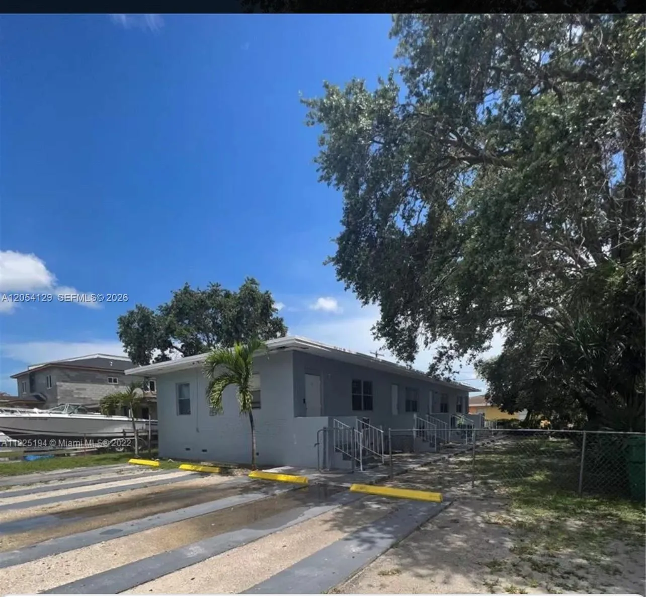 Foto de propiedad en 2560 Wilmington Street 2, Opa-Locka, FL 33054 Opa-Locka con MLS# 