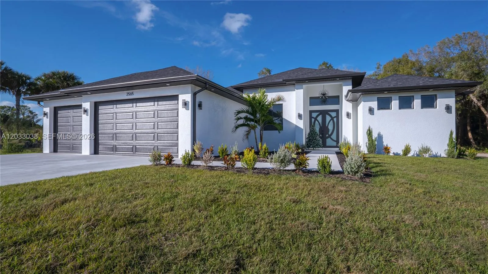 En Venta 2565 28th Avenue SE, Naples, FL 34117, Naples, FL 34117