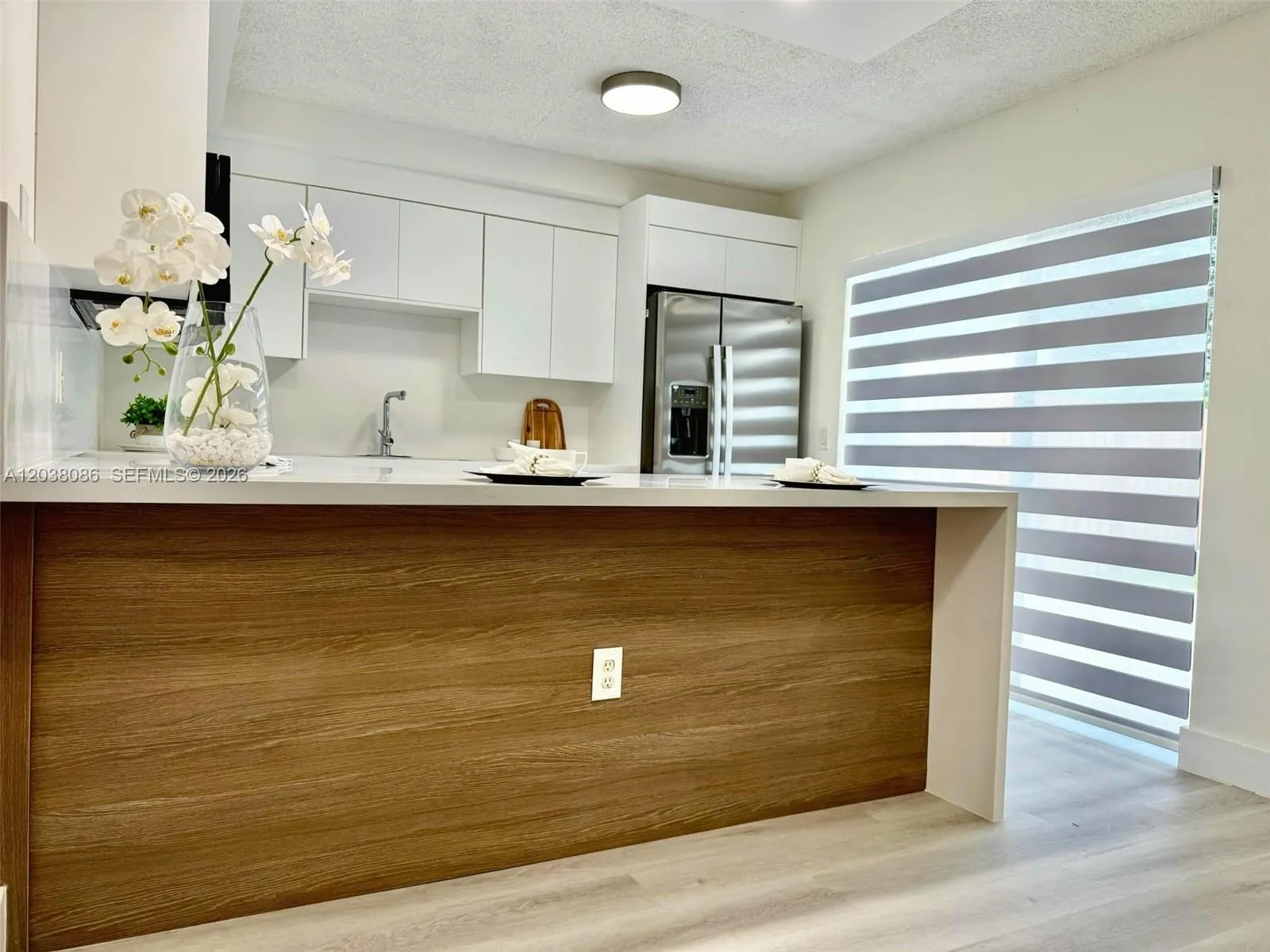 Foto de propiedad en 2565 Garden Court, Cooper City, FL 33026 Cooper City con MLS# 
