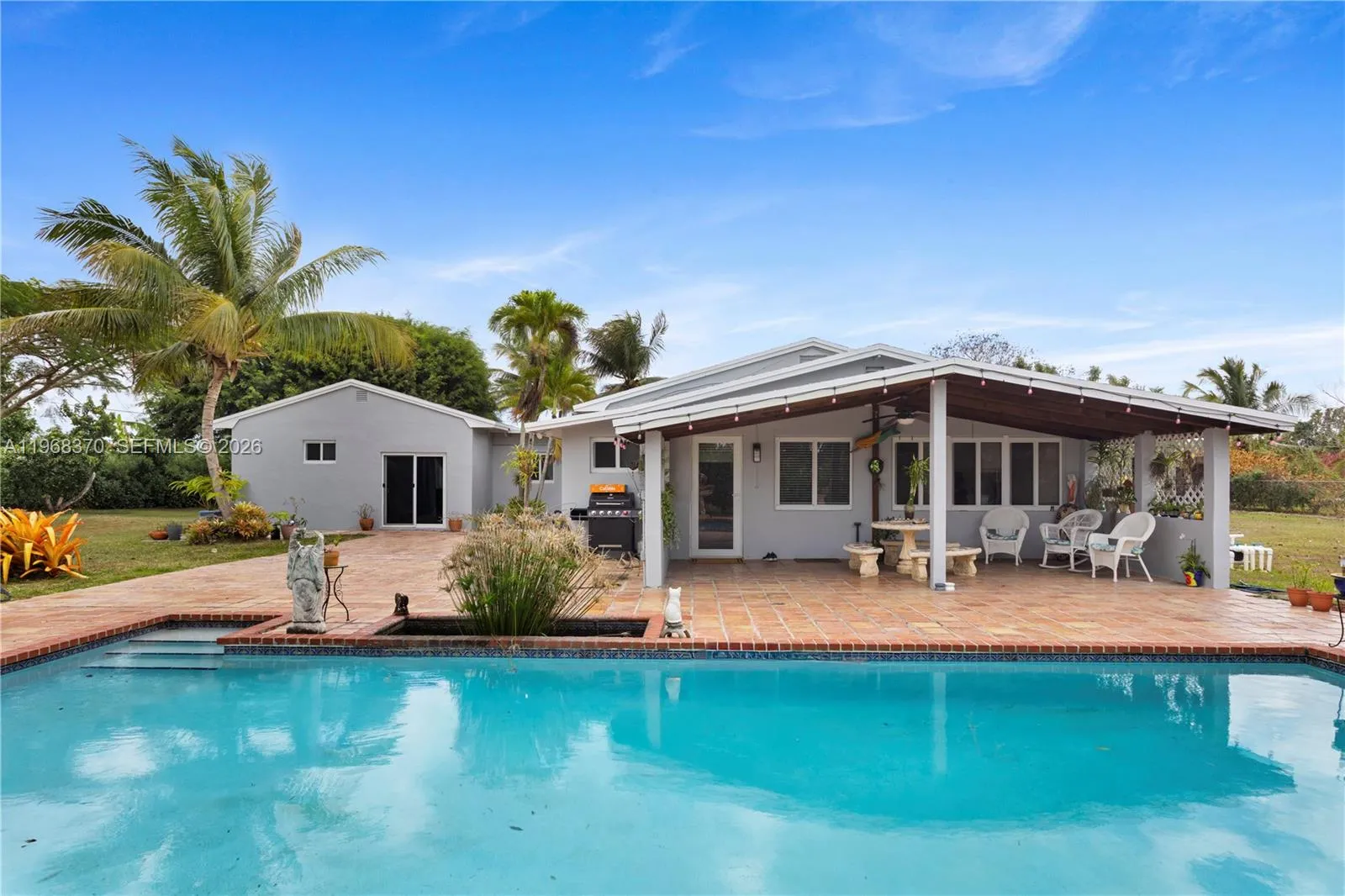 Foto de propiedad en 25900 SW 182nd Avenue, Homestead, FL 33031 Homestead con MLS# 
