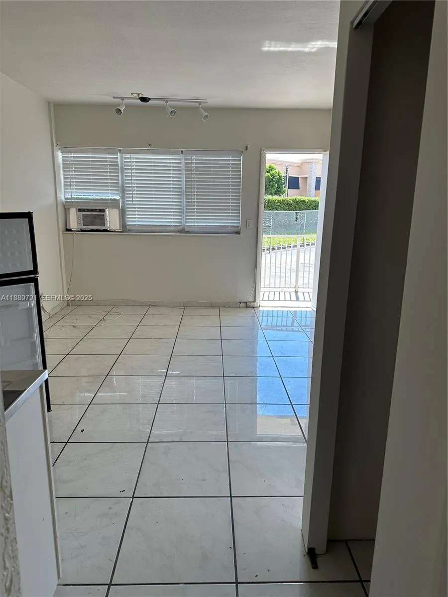 Foto de propiedad en 26 Diplomat Parkway 2248, Hallandale Beach, FL 33009 Hallandale Beach con MLS# 