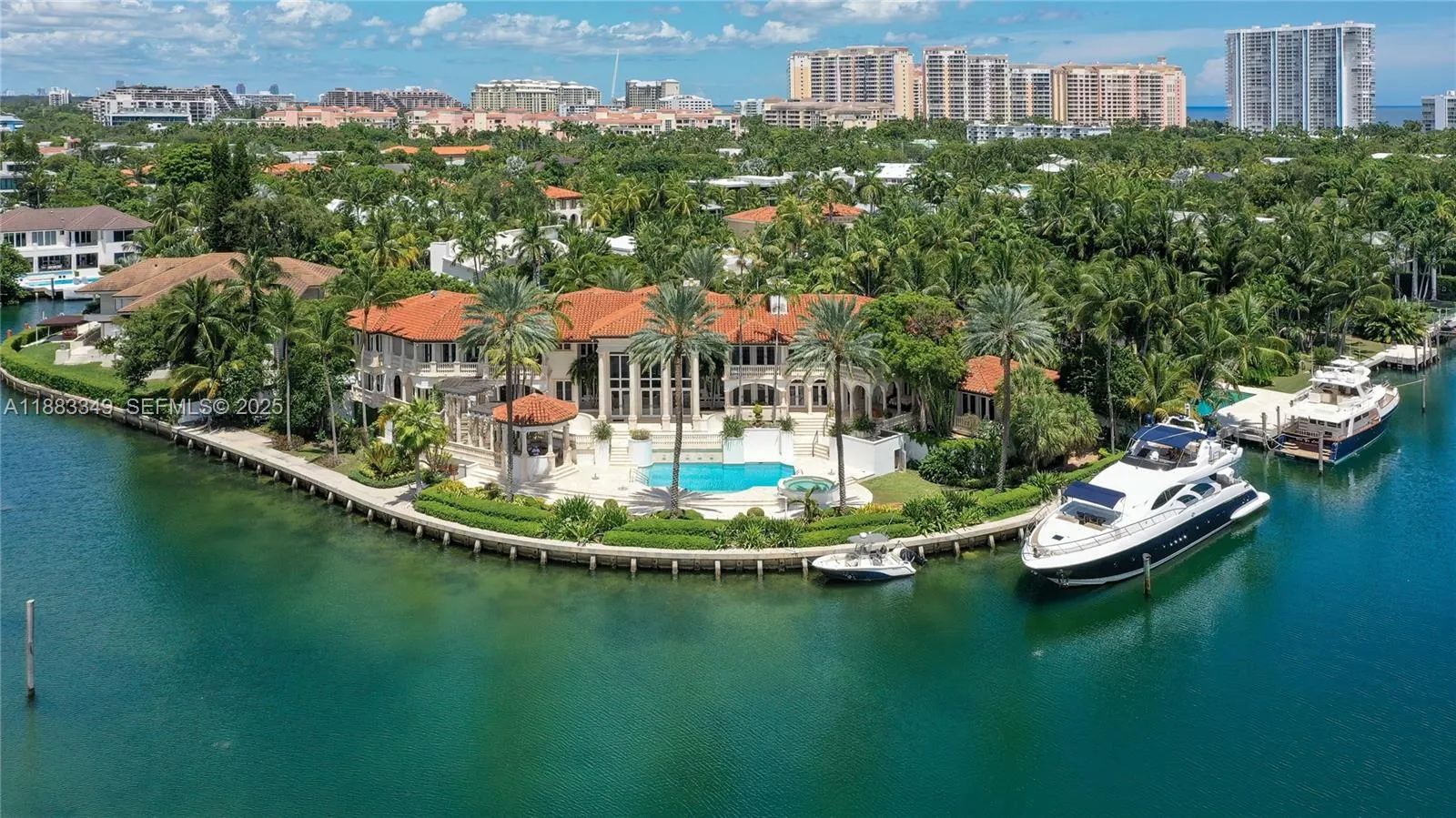 Foto de propiedad en 260 Cape Florida Drive, Key Biscayne, FL 33149 Key Biscayne con MLS# 