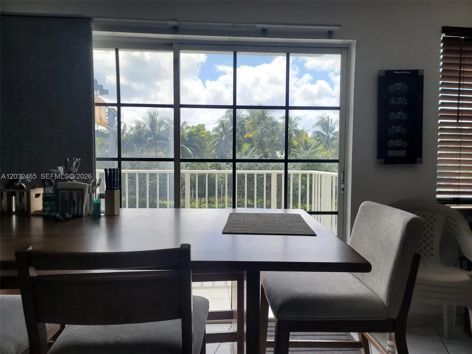 Foto de propiedad en 2600 Collins Avenue 201, Miami Beach, FL 33140 Miami Beach con MLS# 