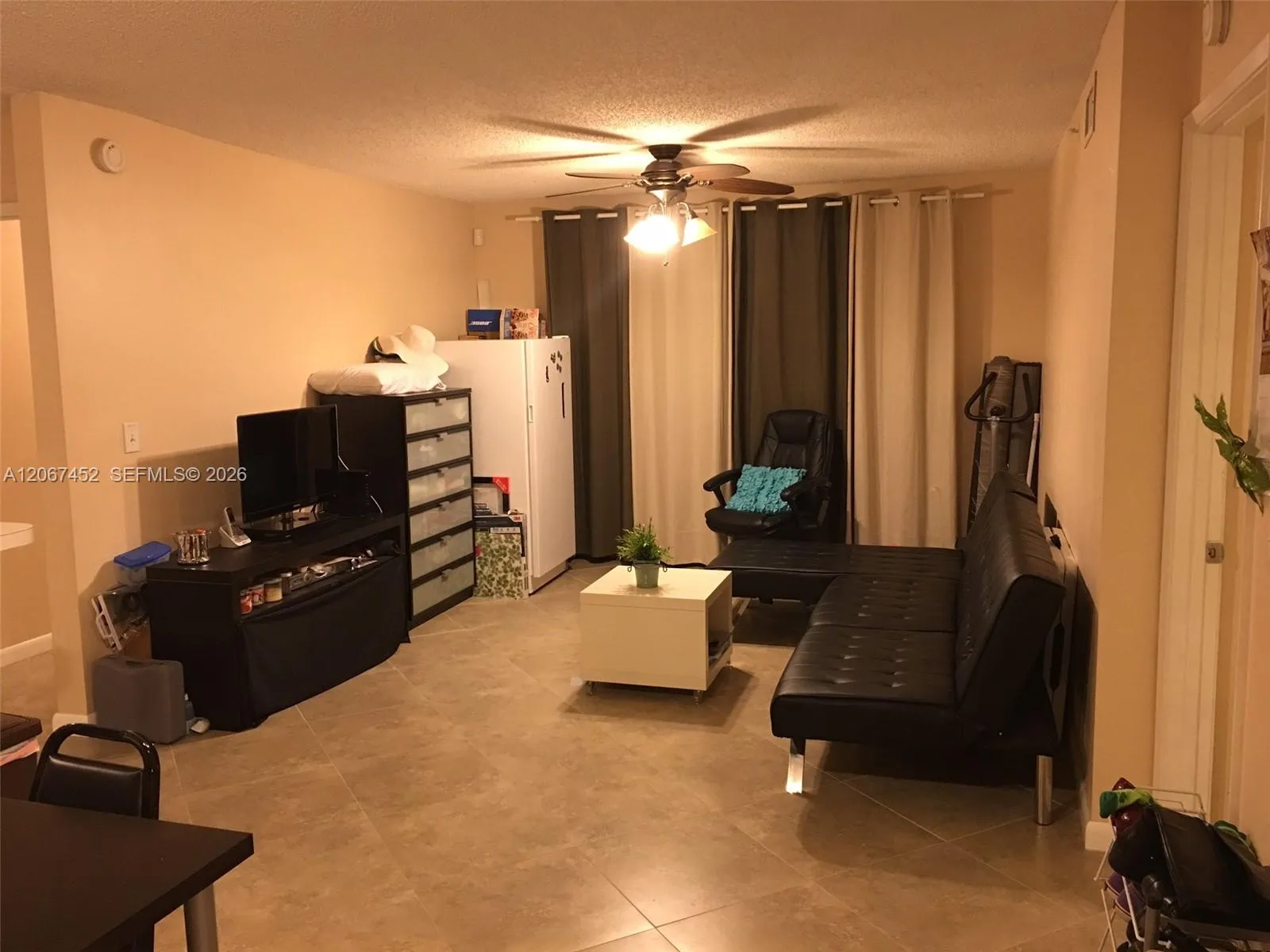 Foto de propiedad en 2600 S University Drive 221, Davie, FL 33328 Davie con MLS# 