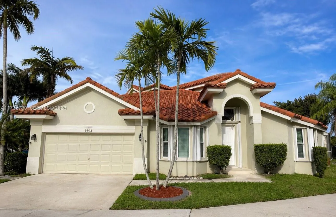 Foto de propiedad en 2602 Augusta Drive, Homestead, FL 33035 Homestead con MLS# 