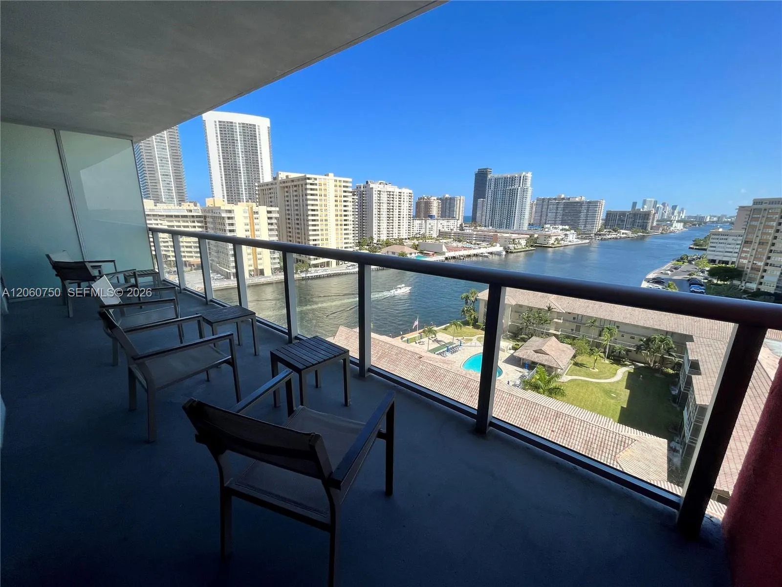 Foto de propiedad en 2602 E Hallandale Beach Boulevard 1105, Hallandale Beach, FL 33009 Hallandale Beach con MLS#