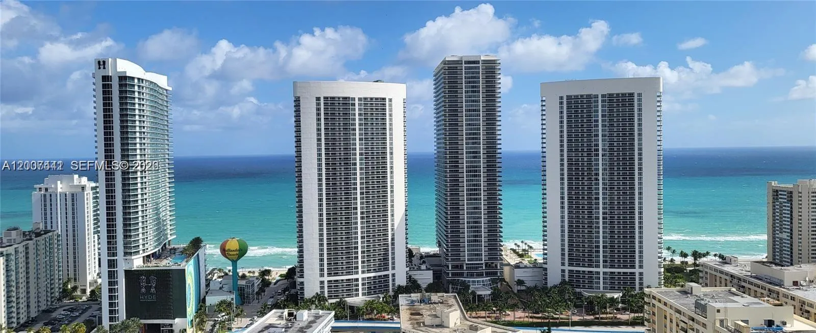 Foto de propiedad en 2602 E Hallandale Beach Boulevard R306, Hallandale Beach, FL 33009 Hallandale Beach con MLS#