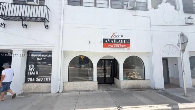 En Renta 2606 SW 8th Street, Miami, FL 33135, Miami, FL 33135