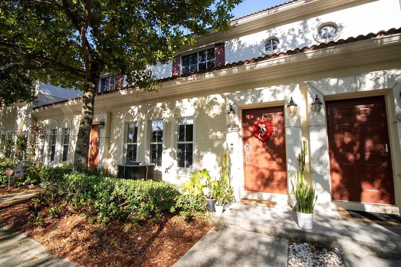 Foto de propiedad en 2607 SW 99th Way, Miramar, FL 33025 Miramar con MLS# 