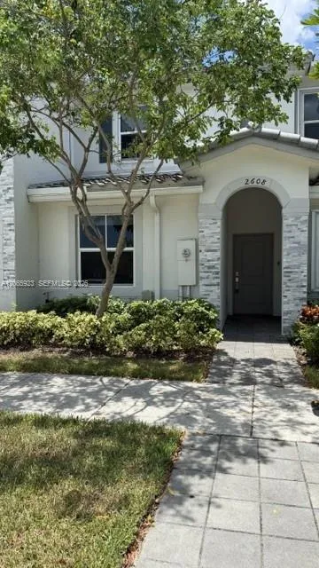 Foto de propiedad en 2608 SE 19th Street, Homestead, FL 33035 Homestead con MLS# 