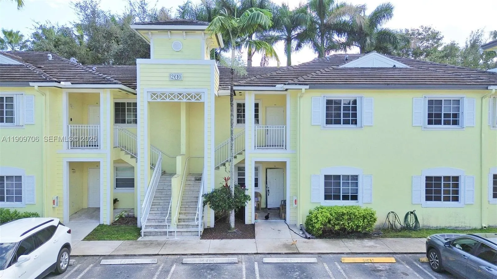 Foto de propiedad en 2610 NE 3rd Drive 203, Homestead, FL 33033 Homestead con MLS# 