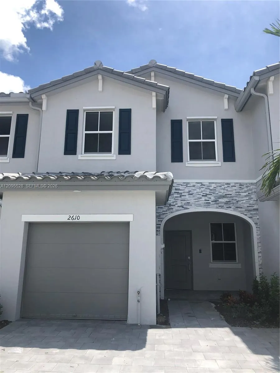 En Renta 2610 SE 13th Street 2610, Homestead, FL 33035, Homestead, FL 33035