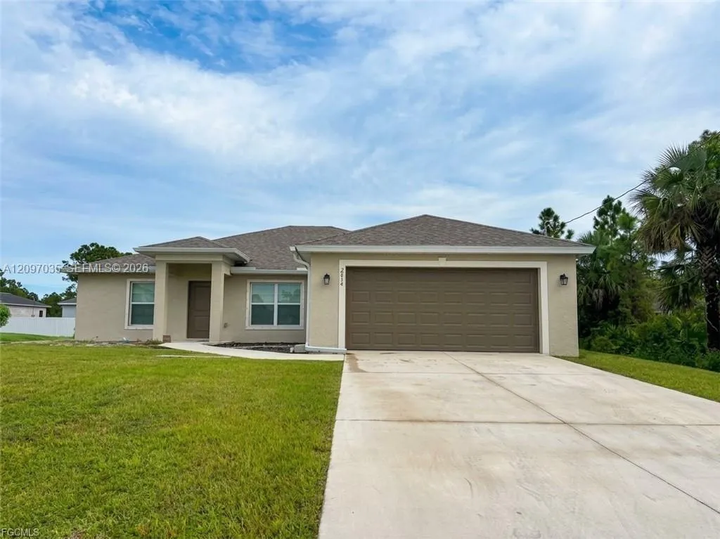 En Venta 2614 27th Street W, Lehigh Acres, FL 33971, Lehigh Acres, FL 33971