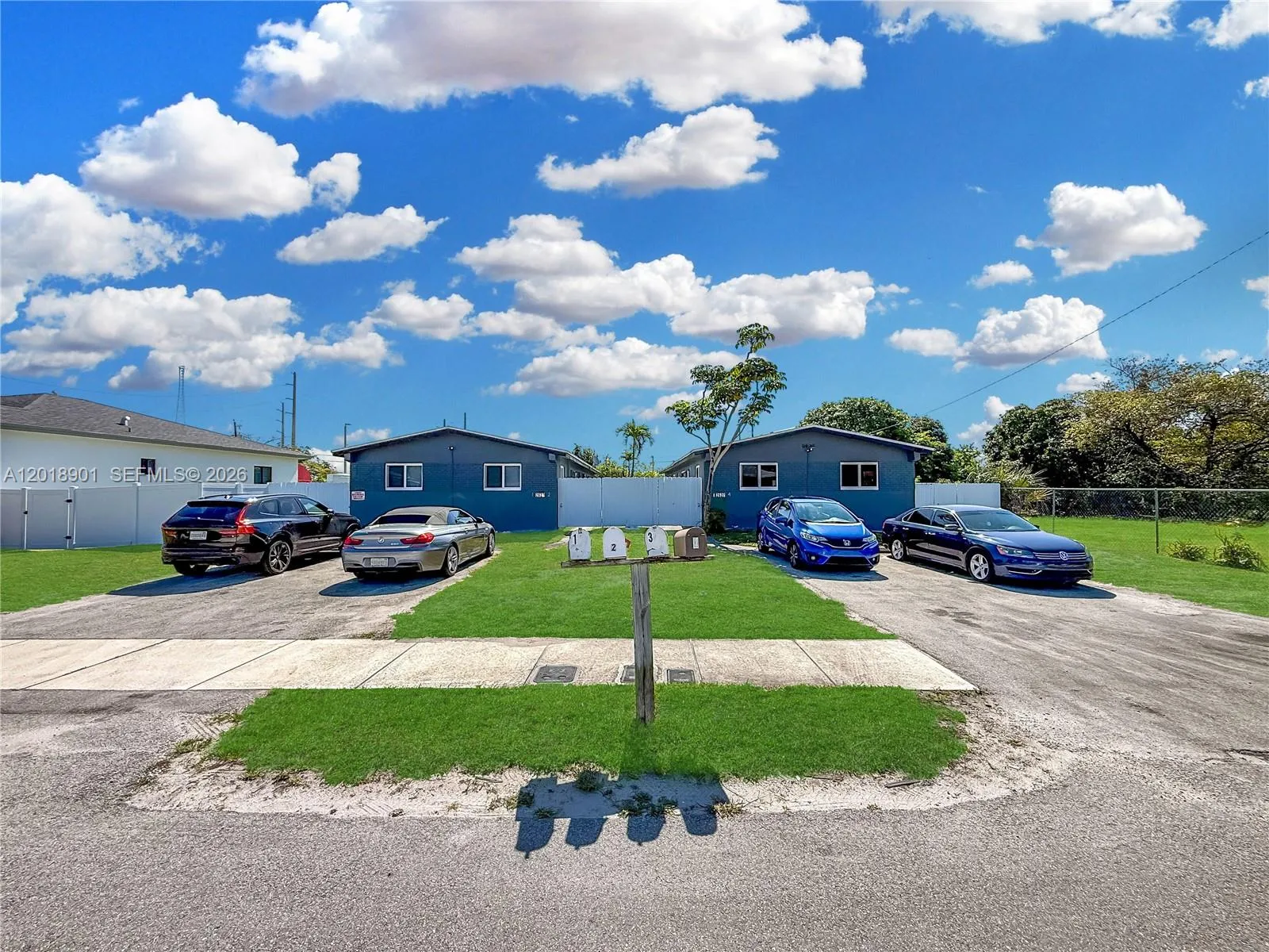 Foto de propiedad en 2620 NW 18th Terrace, Oakland Park, FL 33311 Oakland Park con MLS# 