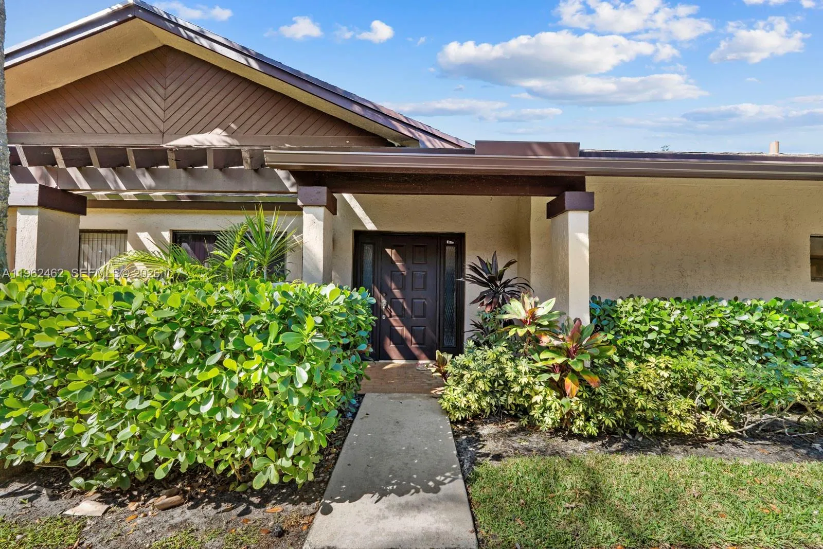 Vendido 2621 N Carambola Circle N 1707, Coconut Creek, FL 33066, Coconut Creek, FL 33066