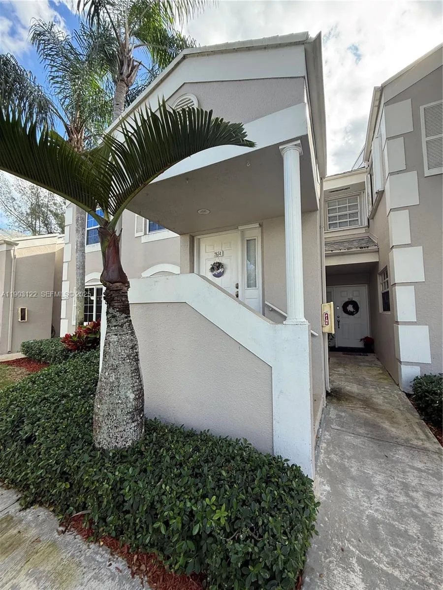 Foto de propiedad en 2634 SE 21st Court 203-C, Homestead, FL 33035 Homestead con MLS# 