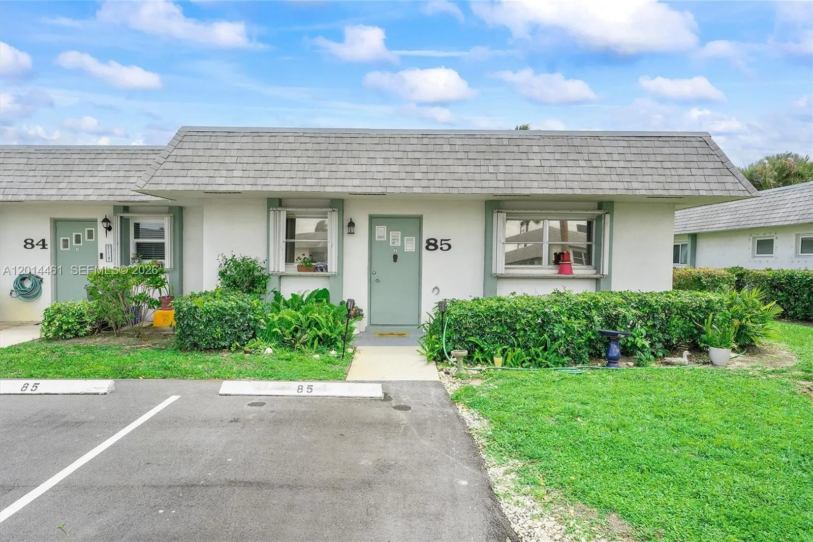 Foto de propiedad en 2638 E Gately Drive E 85, West Palm Beach, FL 33415 West Palm Beach con MLS# 