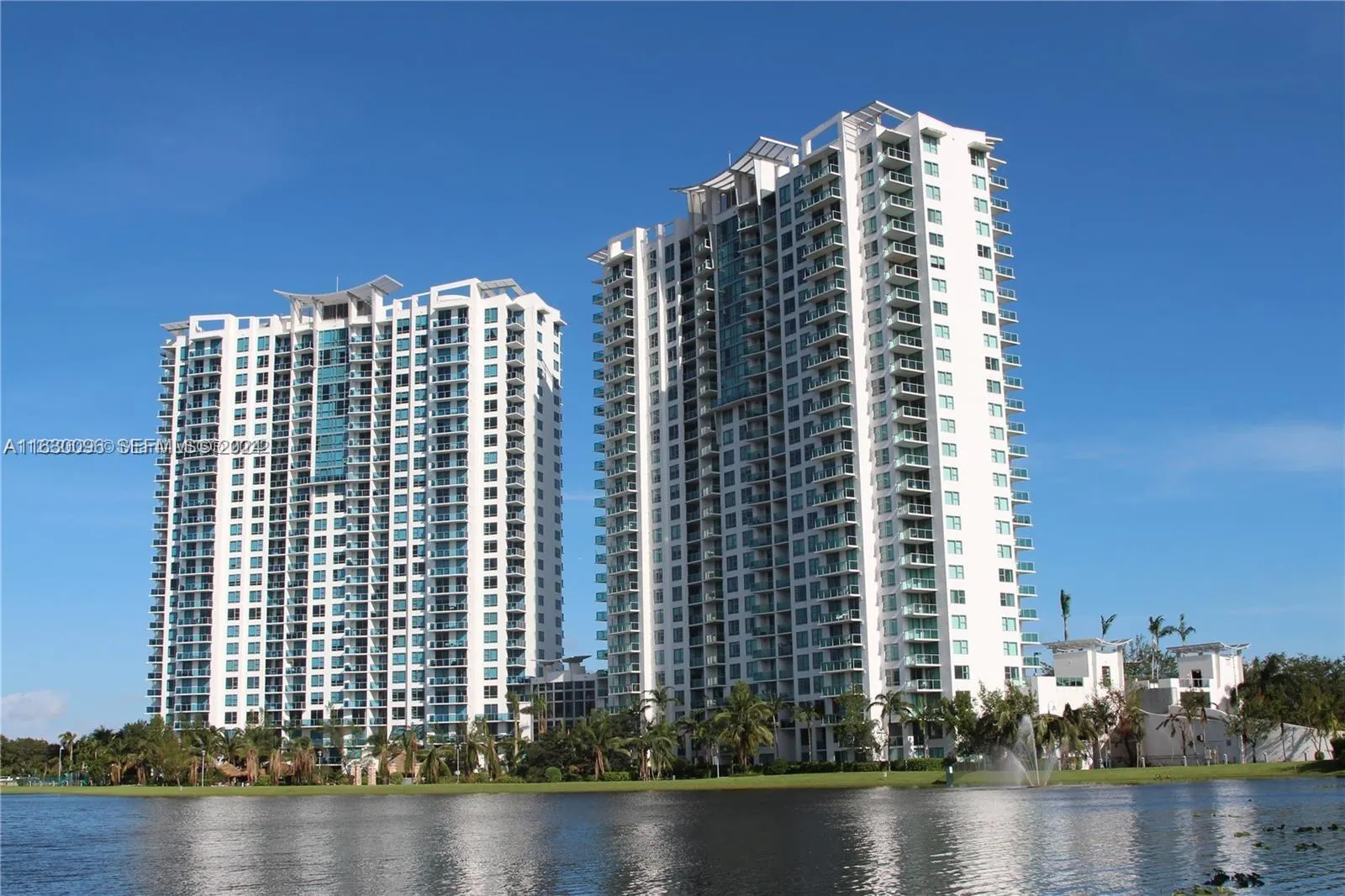 Foto de propiedad en 2641 N Flamingo Road 2007N, Sunrise, FL 33323 Sunrise con MLS# 