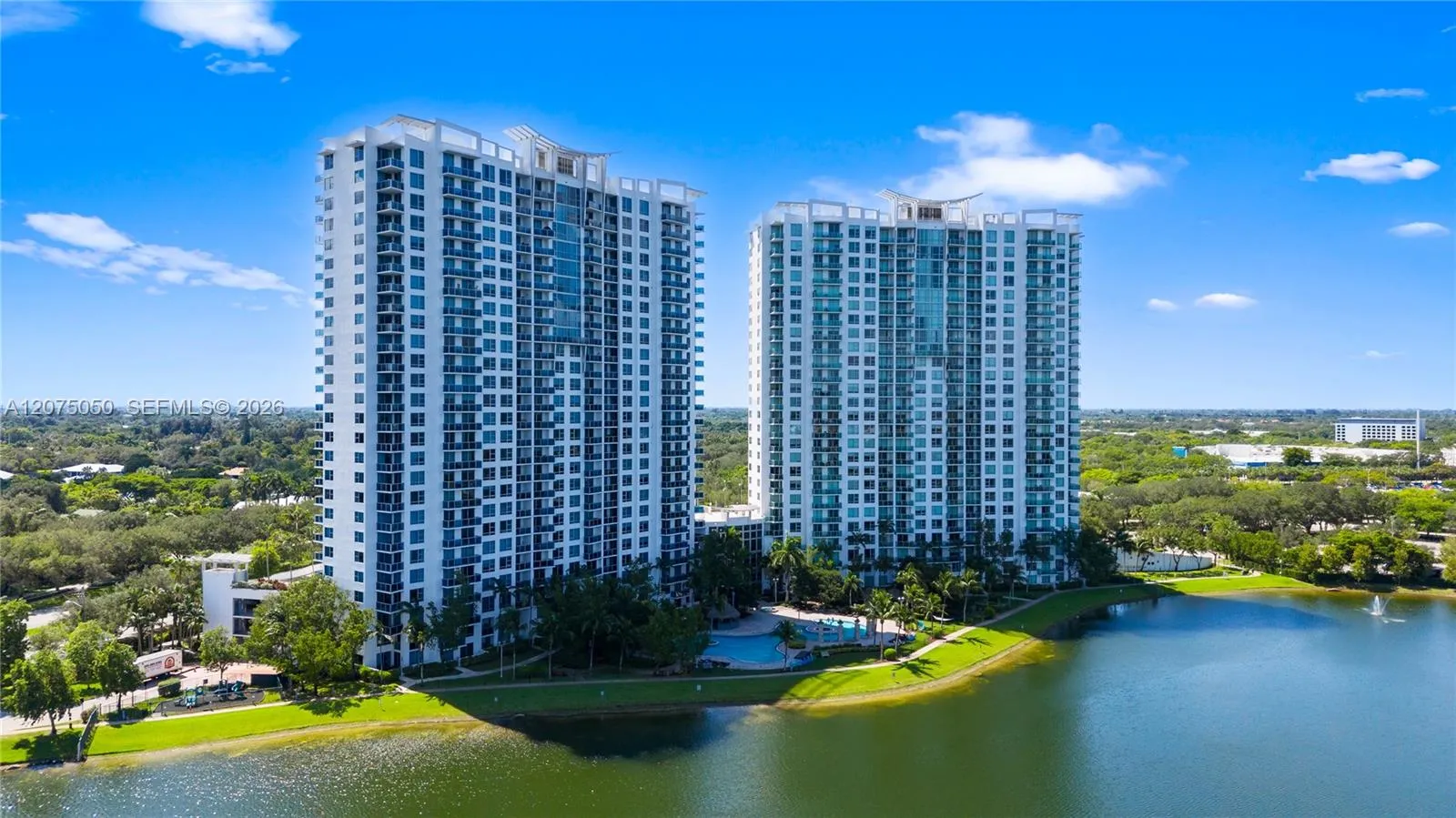 En Venta 2641 N Flamingo Road 905N, Sunrise, FL 33323, Sunrise, FL 33323